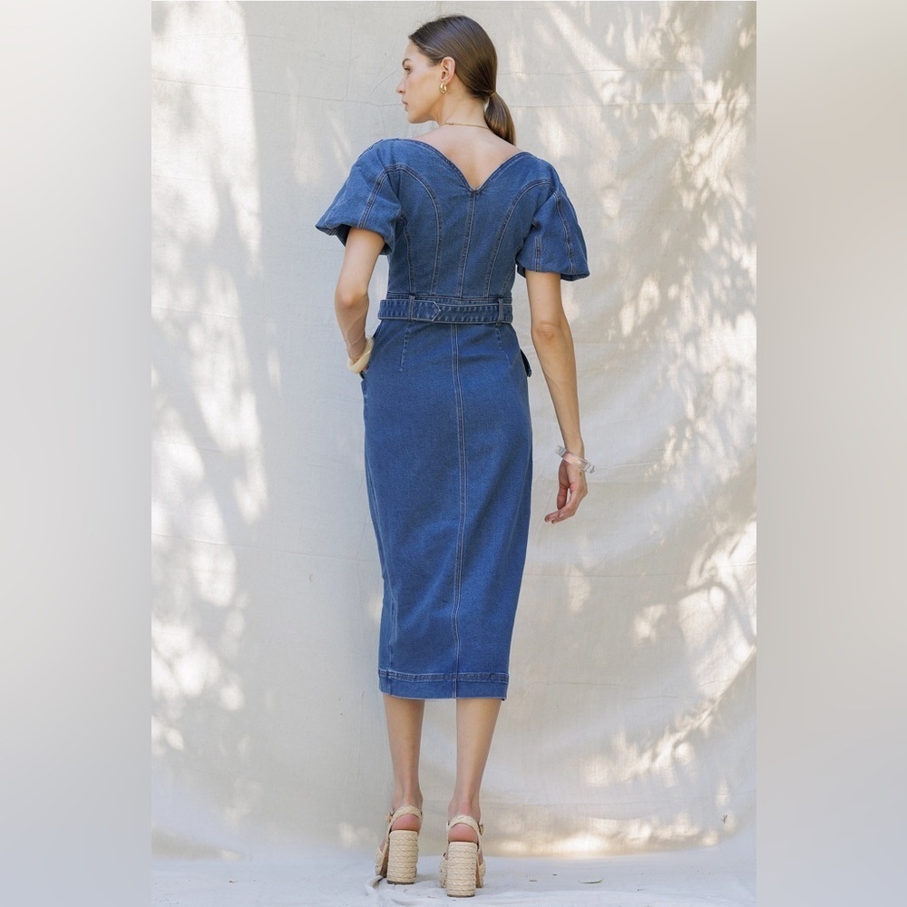 Elegant Blue Denim Midi Dress - Picture 3 of 3